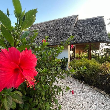 Kidoti Bay Hotel ภายนอก รูปภาพ