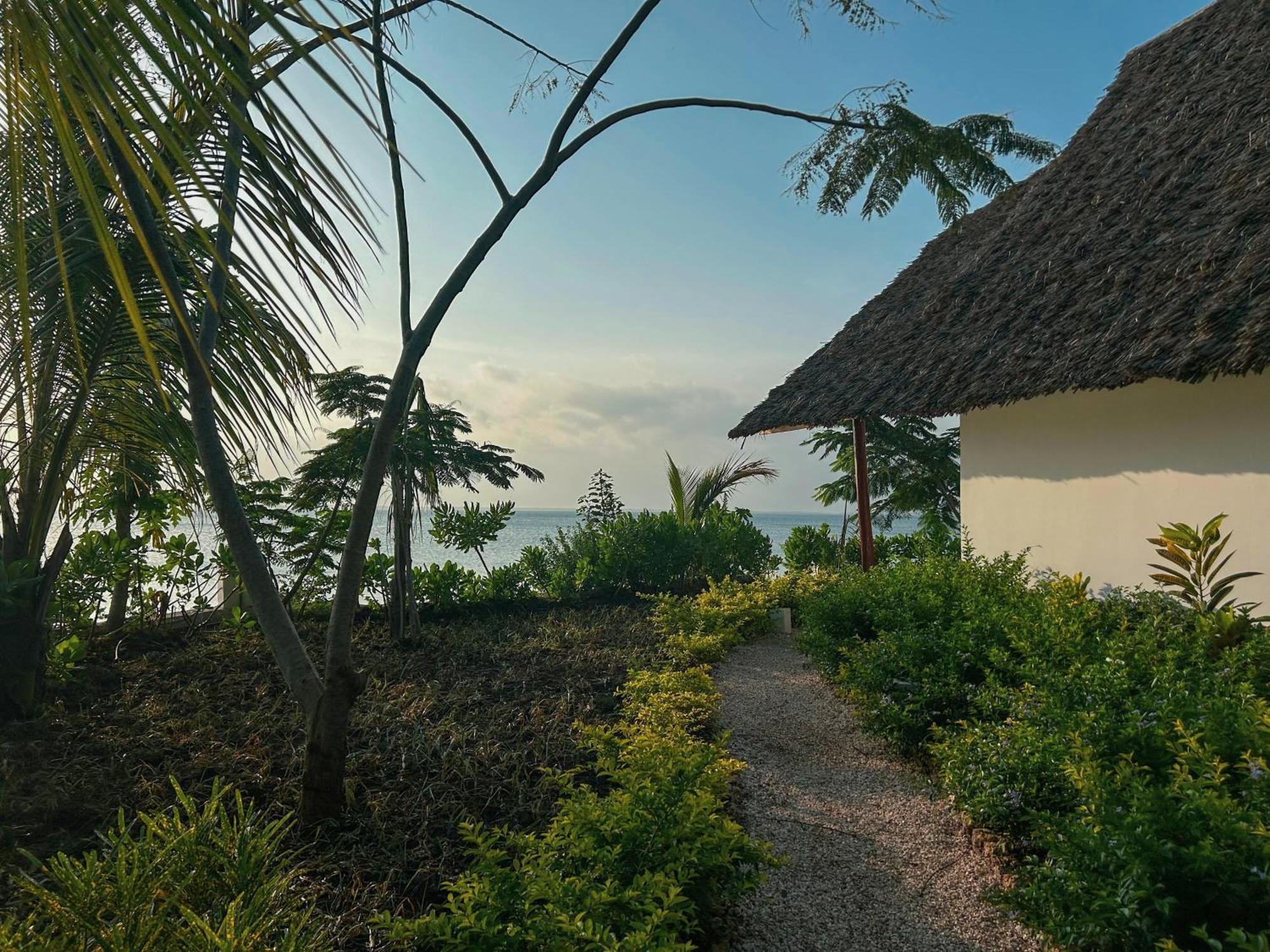 Kidoti Bay Hotel ภายนอก รูปภาพ